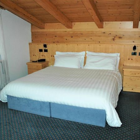 Residenza E Appartamenti Le Colonnine Pozza di Fassa Zewnętrze zdjęcie